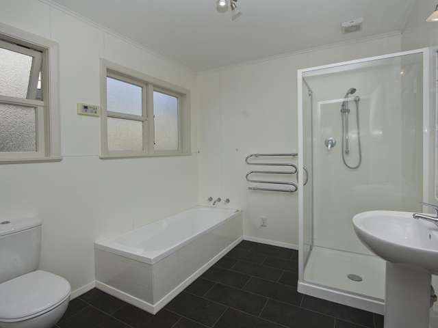 82 Muritai Road Eastbourne_2
