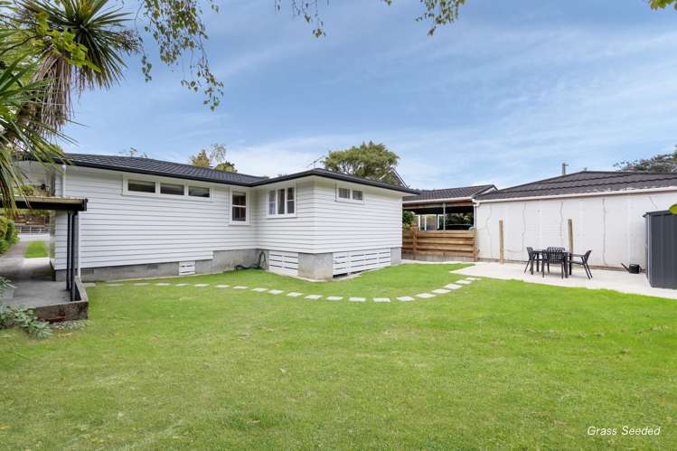 32 Field Street Silverstream_18