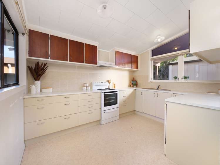 3 Tudor Place Mount Maunganui_10