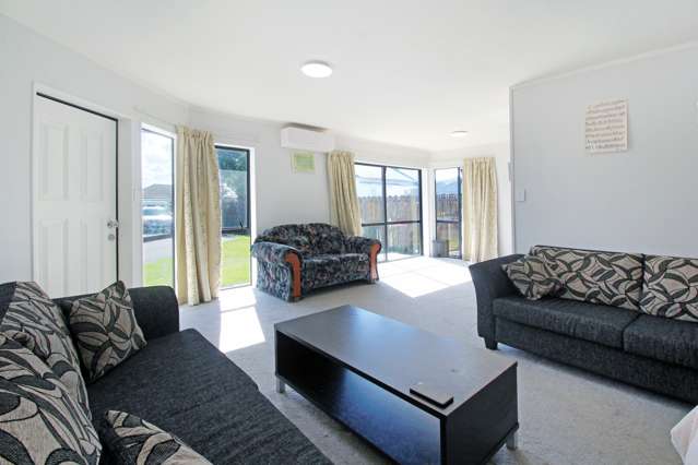 2/20 Rosebank Road Papatoetoe_1