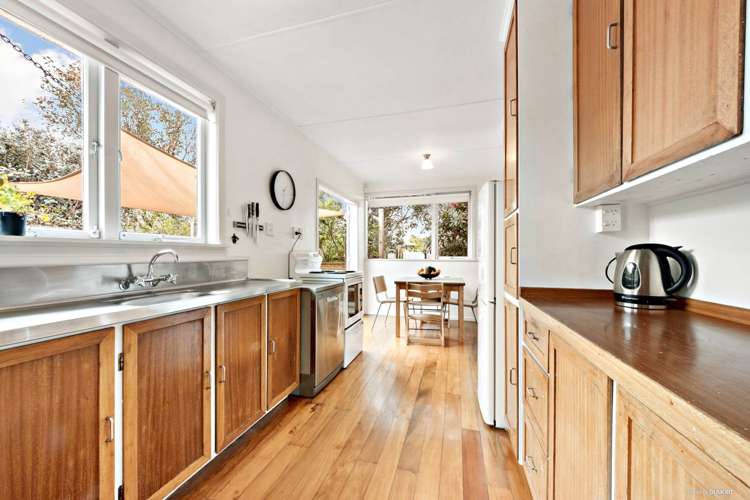 1/14 Roberts Road Te Atatu South_5