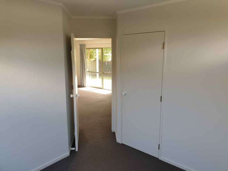 17A Enderby Drive Te Atatu Peninsula_16