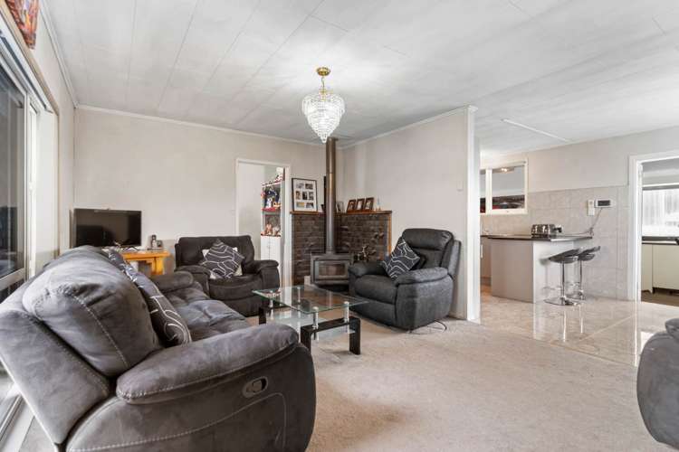 8 Cramond Drive Mangere East_16