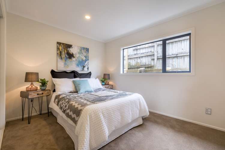 9 Netherlands Avenue Kelston_7