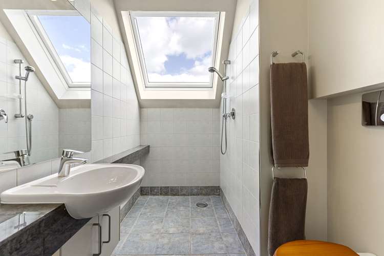 156 Second View Avenue Beachlands_32