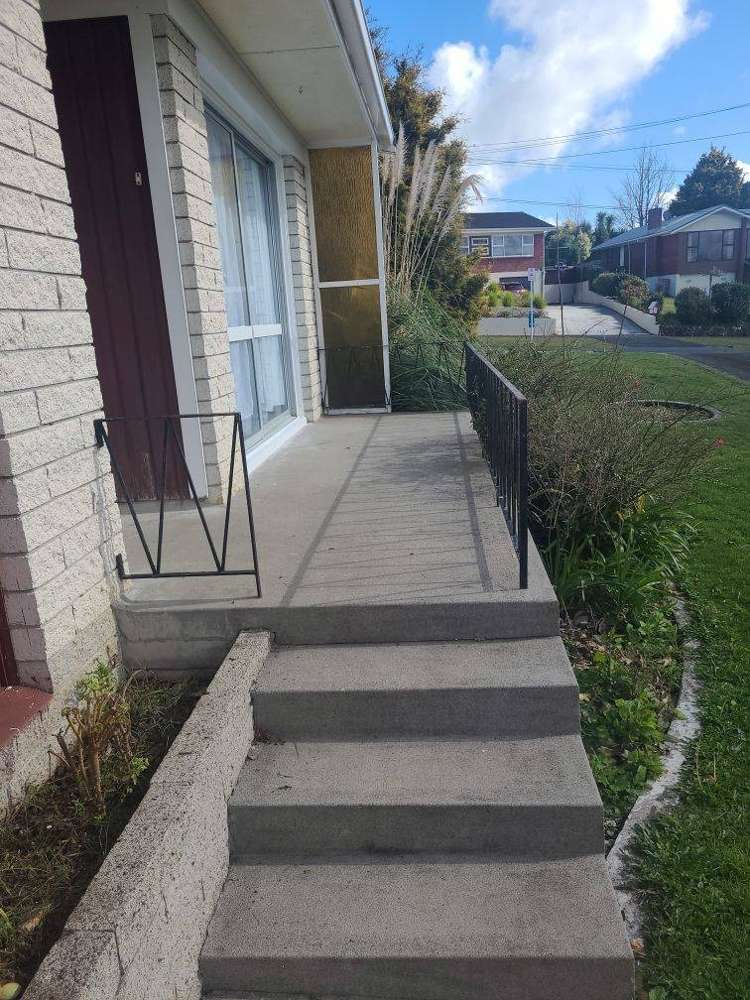 20a Acacia Crescent Glenview_2