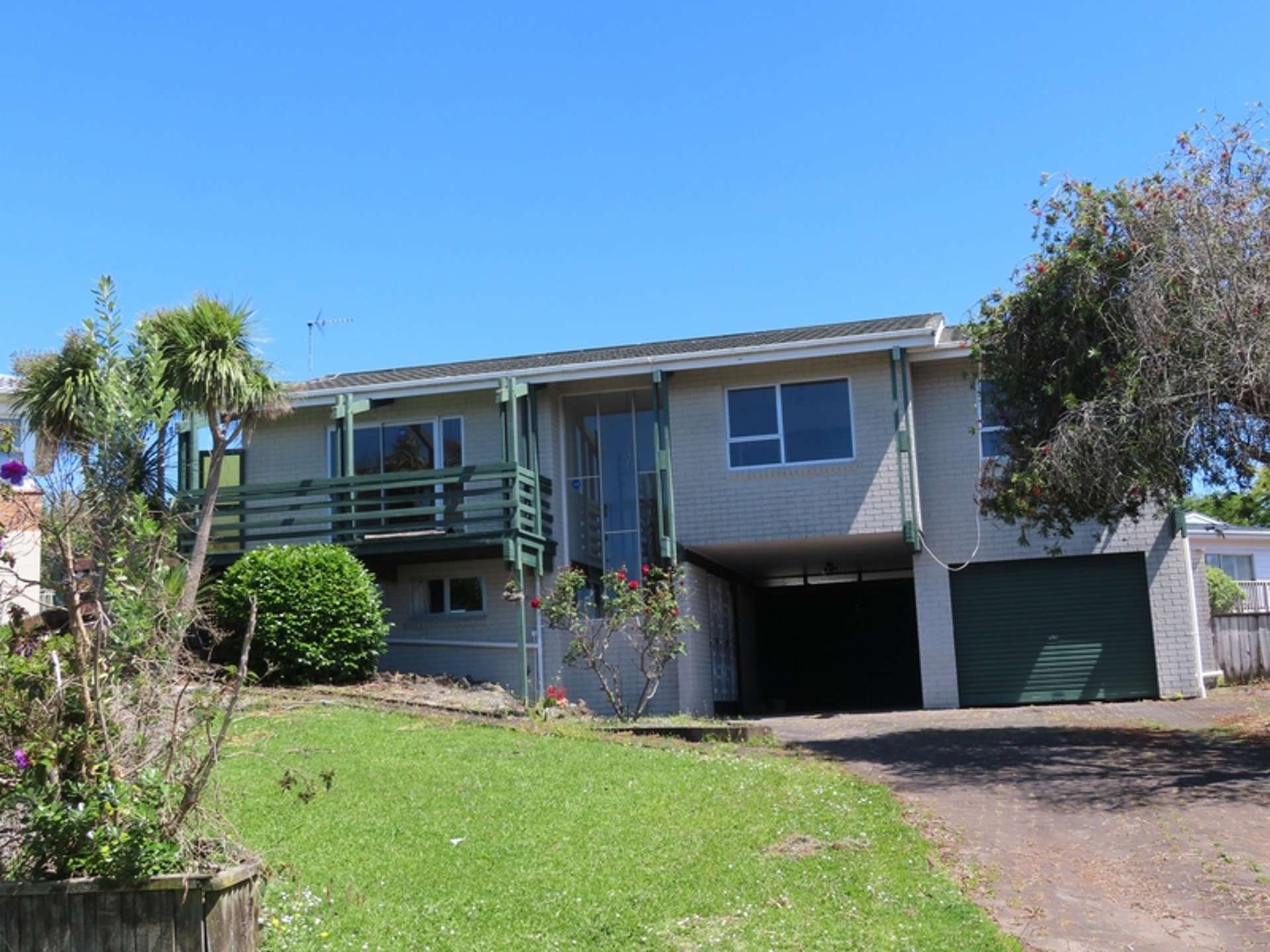 19 Rothwell Place Sunnyhills_0