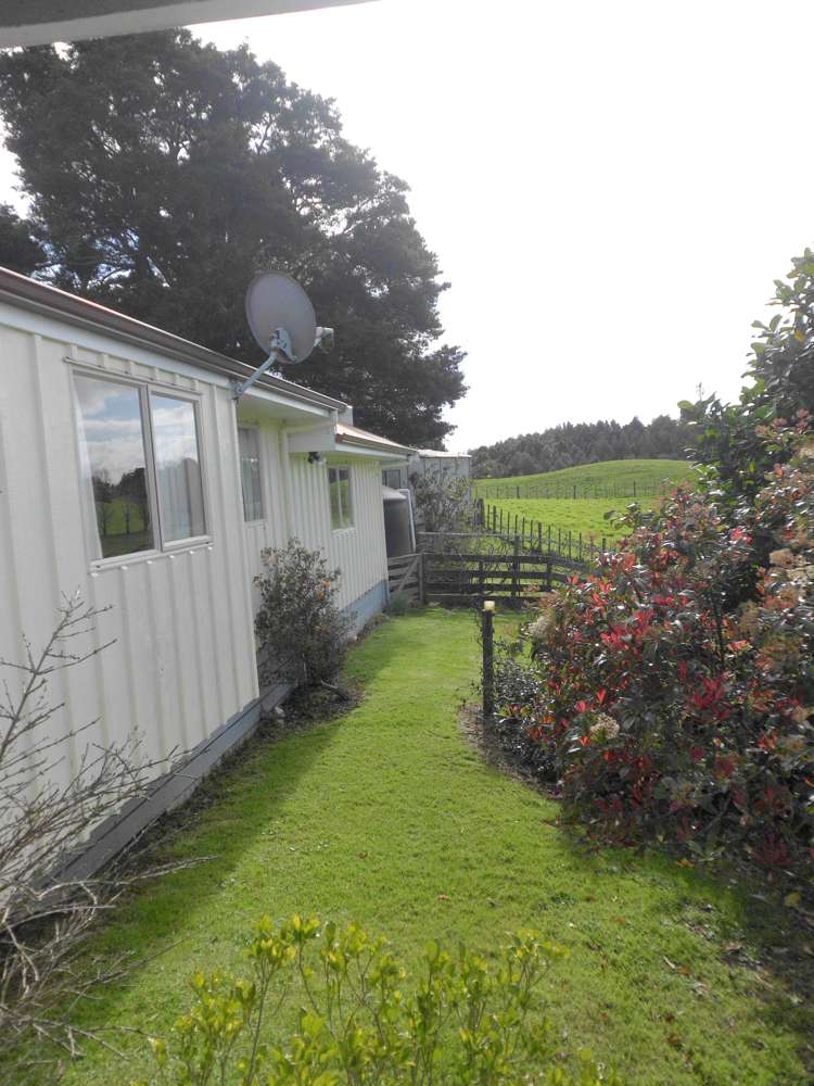 24 Totara Rise Maungaturoto_23