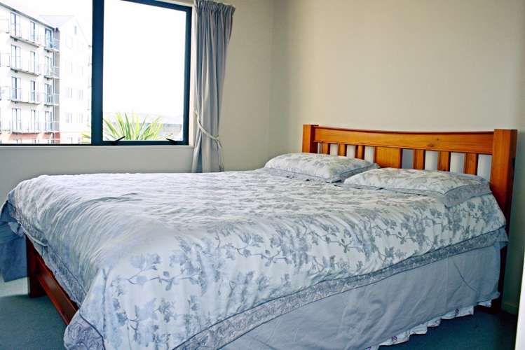 4/12 Crown Lynn Place New Lynn_5