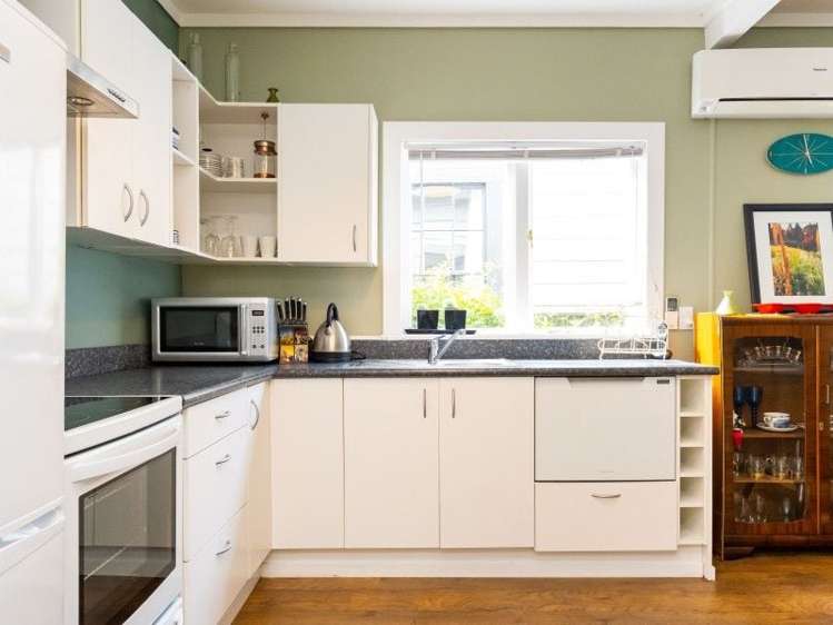 2 Paradise Road Napier South_9