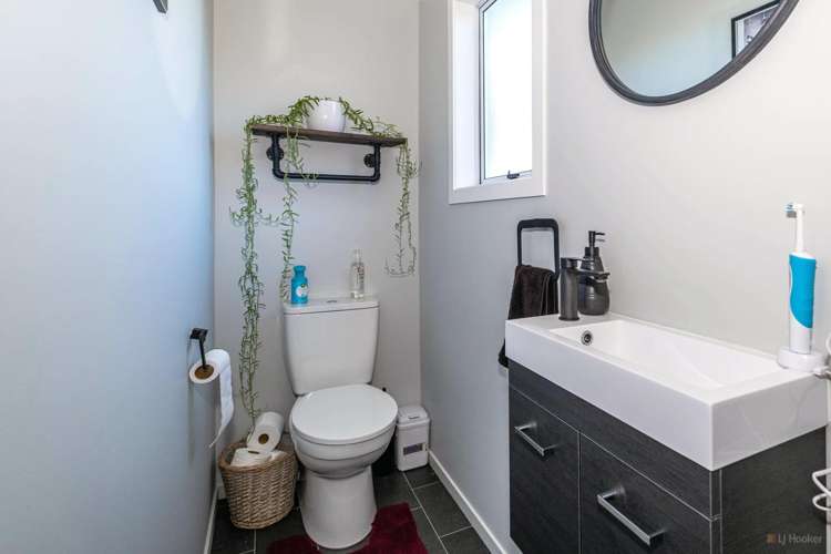 10 Studholme Street Waimate_12