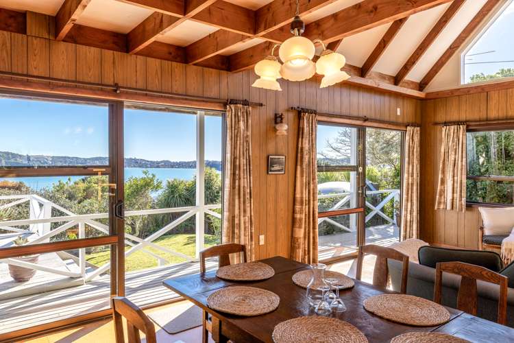 17 Kennedy Point Road Surfdale_10