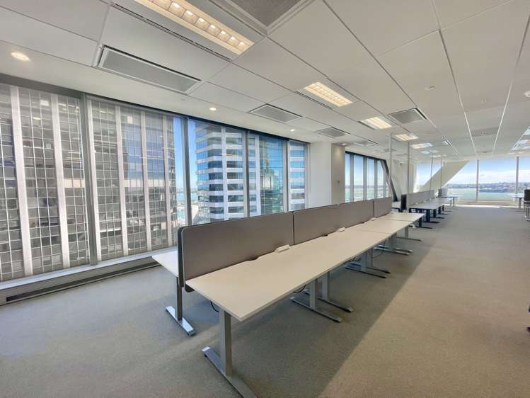 Part Level 16/11 - 19 Customs Street W Auckland Central_7