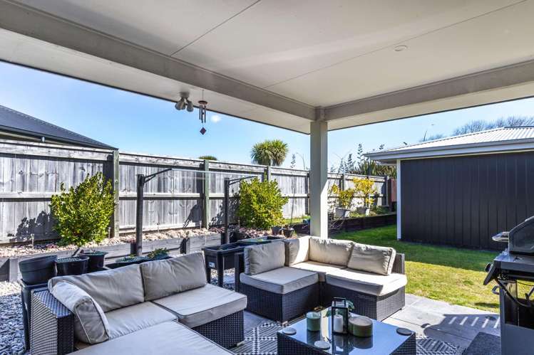 35 Noumea Drive Rangatira Park_13