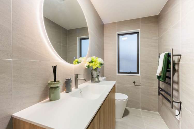 242D West Hoe Heights Orewa_19