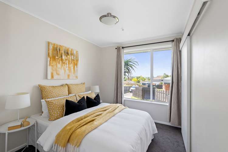 60 Tiroroa Avenue Te Atatu South_12