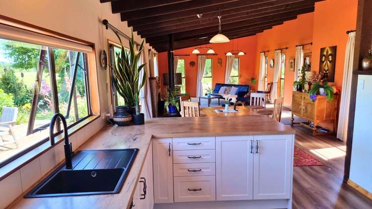 246 East Takaka Road East Takaka_8