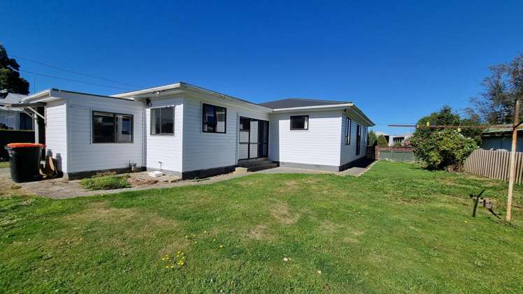 80 Half Mile Road Tuatapere_11
