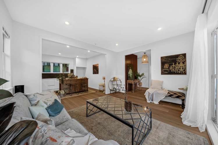 1/8 Hillsborough Road Hillsborough_16