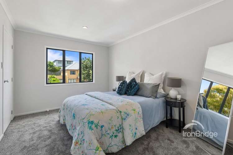 97 Fields Parade Oteha_9