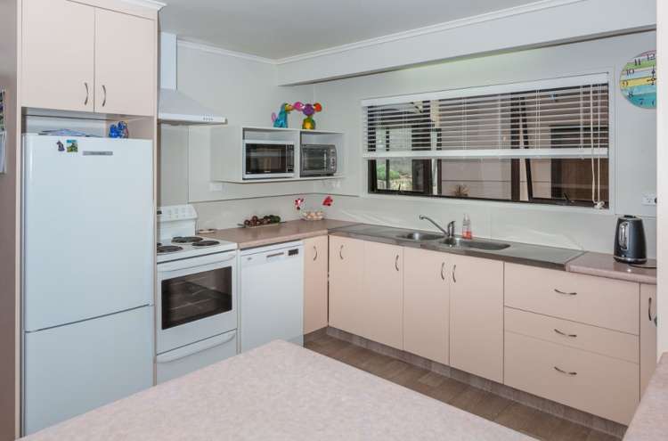 201 Tukere Drive Whangamata_10