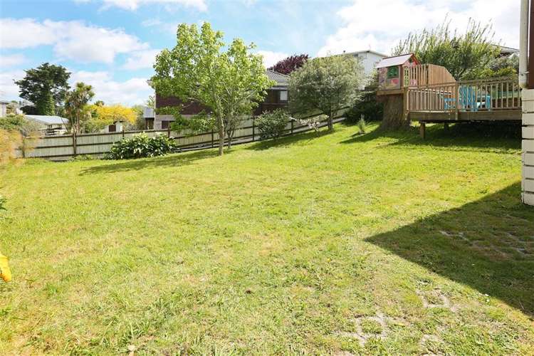 2/70 Mcleod Road Te Atatu South_17