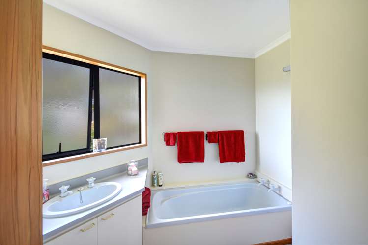 4 Elizabeth Avenue East Taieri_12