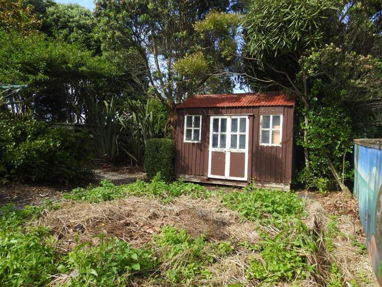 193 Sewell Street Hokitika_10