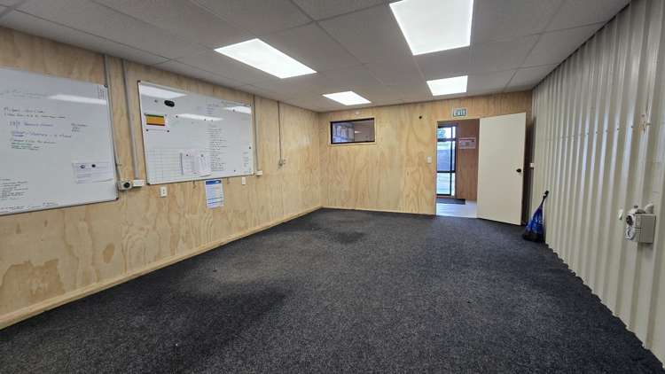 Rear Unit, 11 Owens Place Mt Maunganui_2