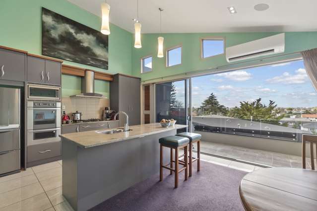 3/21 Ruakiwi Road Hamilton Lake_1