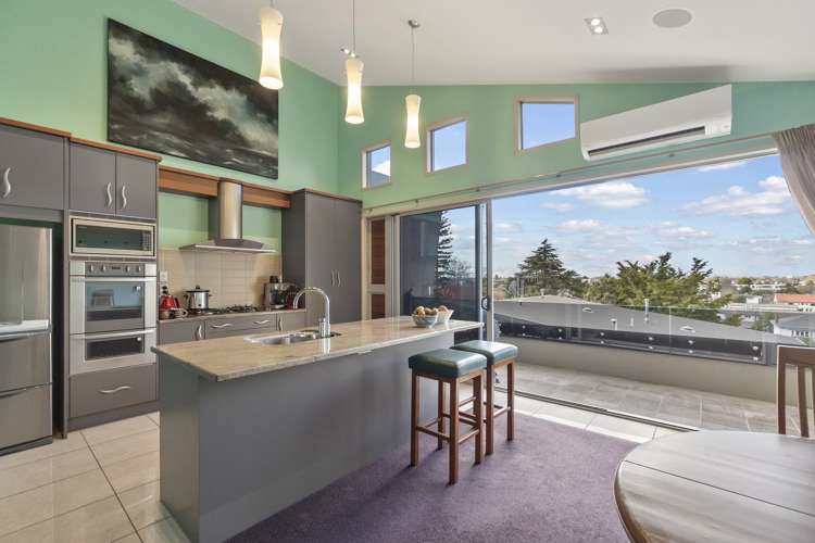 3/21 Ruakiwi Road Hamilton Lake_1