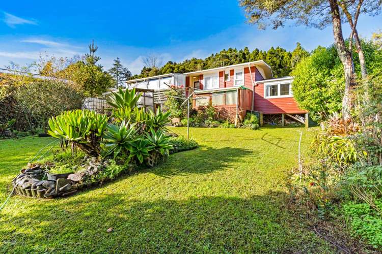27 Daffodil Street Titirangi_10