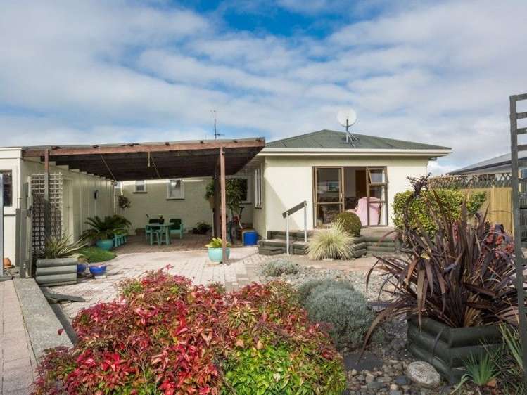 43 Menin Road Onekawa_18