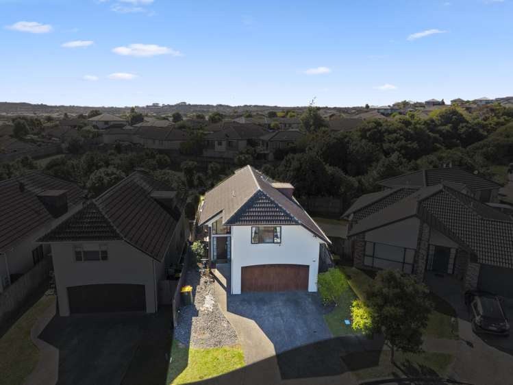 4A Dapple Place Flat Bush_25