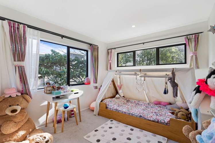 15 Ti Kouka Place Te Atatu Peninsula_11