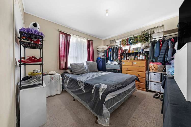 37 Penion Drive Otara_13