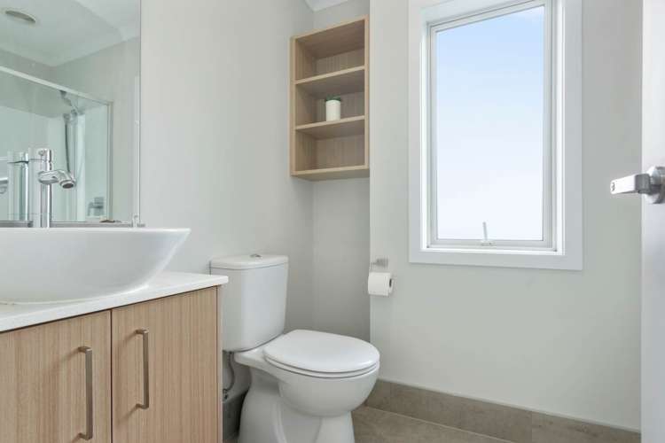 9 Adamson Road Flat Bush_18