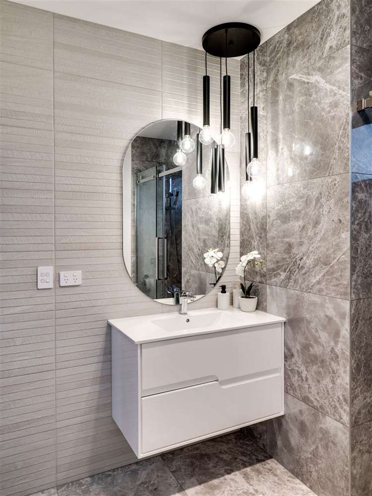 6 Brusio Drive Wigram_27