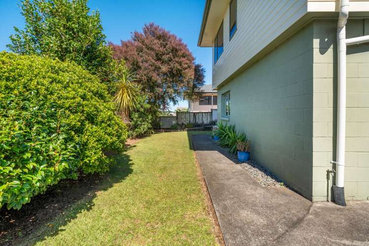 83 Oranga Street Westown_24