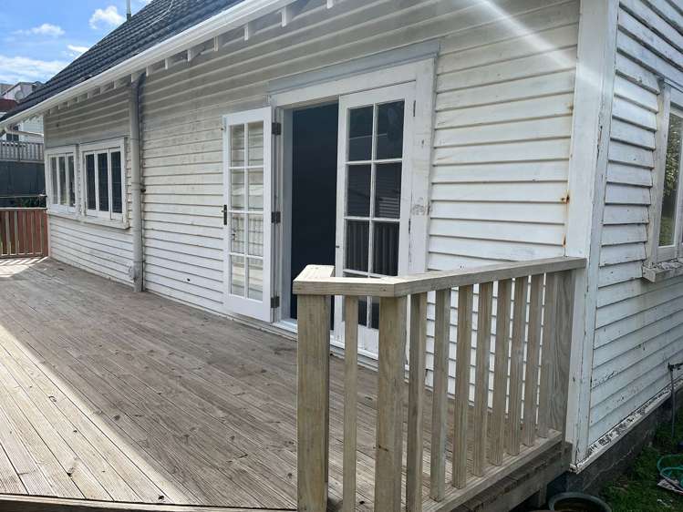 526 Adelaide Road Berhampore_9