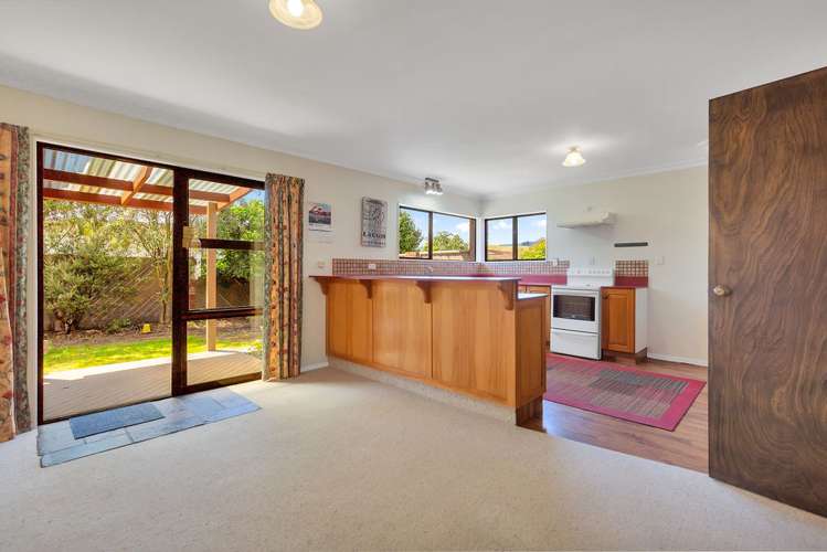 20 Lord Auckland Road Wakefield_4