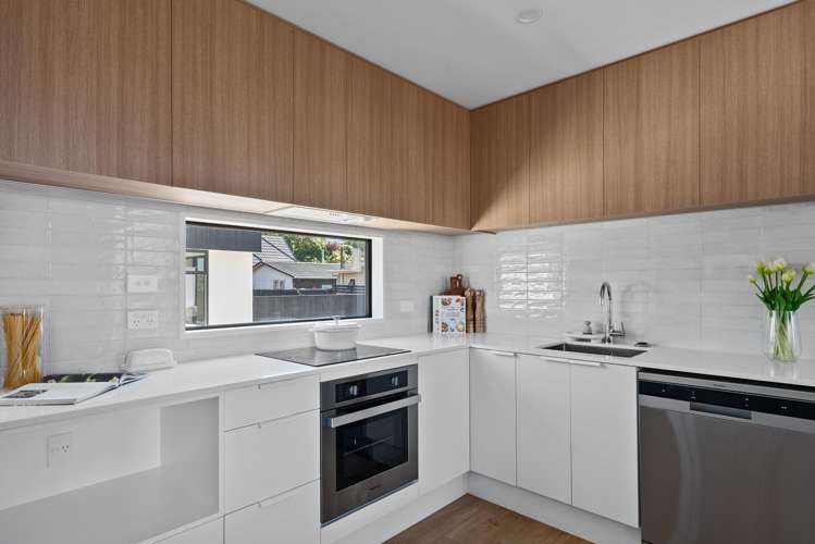 2/46 Tabart Street Woolston_4