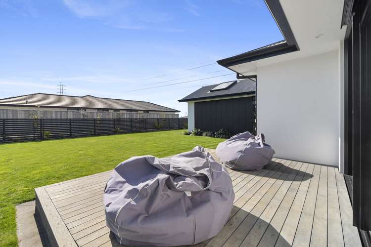 19 Honeyfield Drive Whalers Gate_20