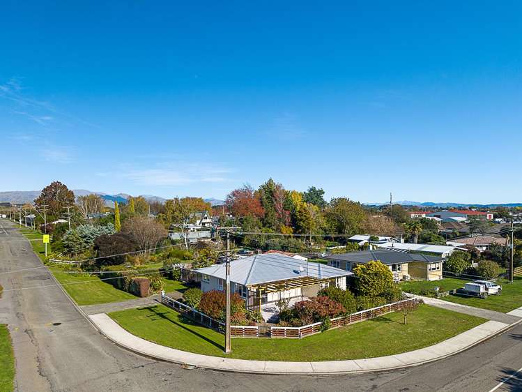 19 Oudenarde Street Renwick_18