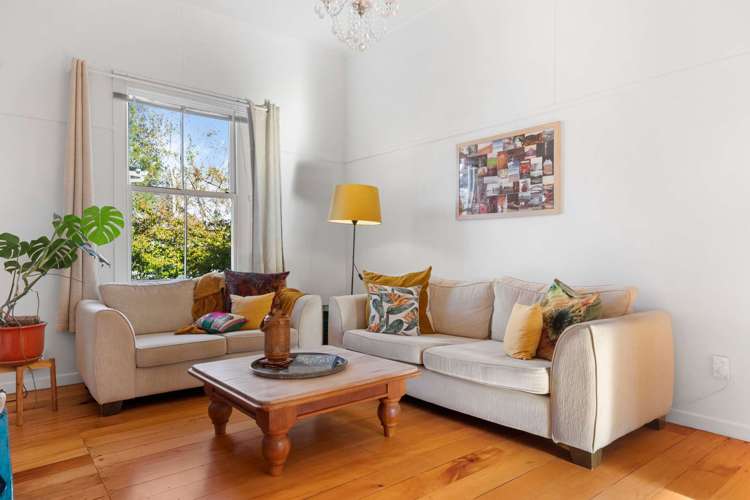 11 Green Lane Helensville_5