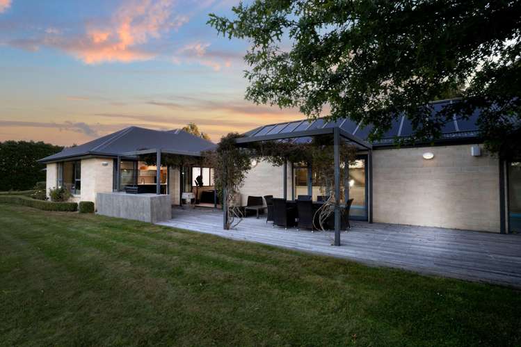 239 Lawford Road West Melton_29