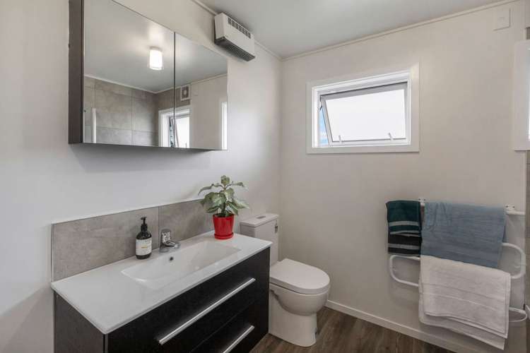 64 Diana Street Lumsden_23