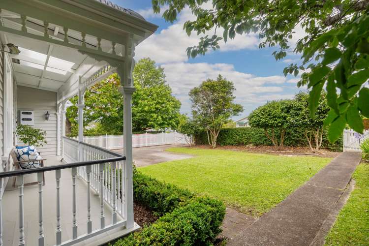 24 Willcott Street Mount Albert_9