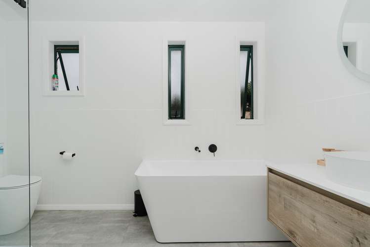 94 Main North Road Otorohanga_16