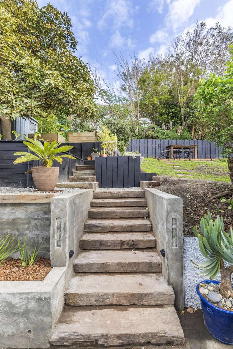 66 Eden Street Island Bay_21